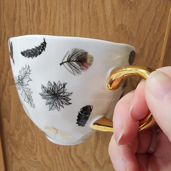 Leaf Design Grace's Teaware Tea Mug - Picture 6 of 8